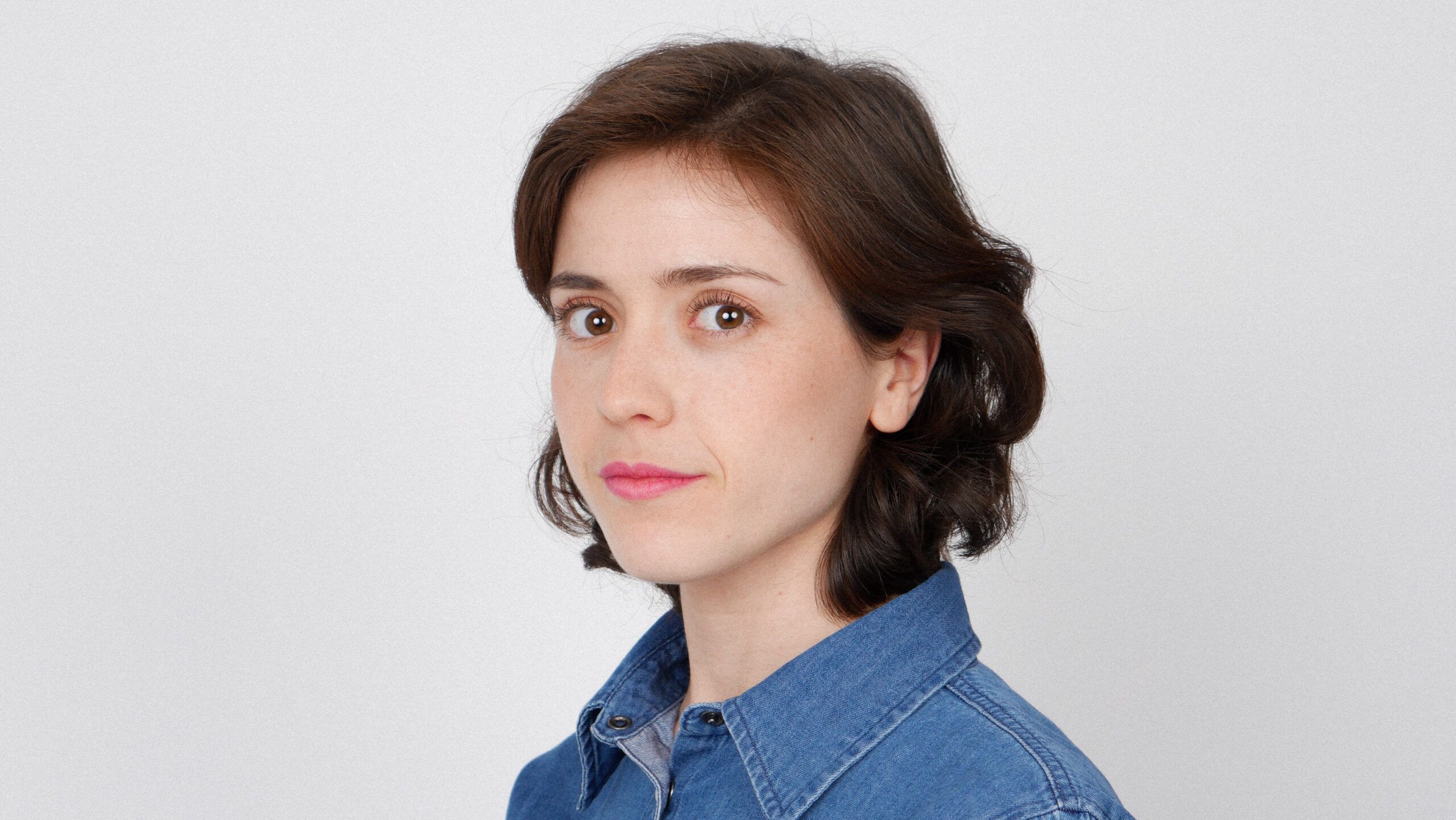 14 - Actriz Sara Robisco - Doble M